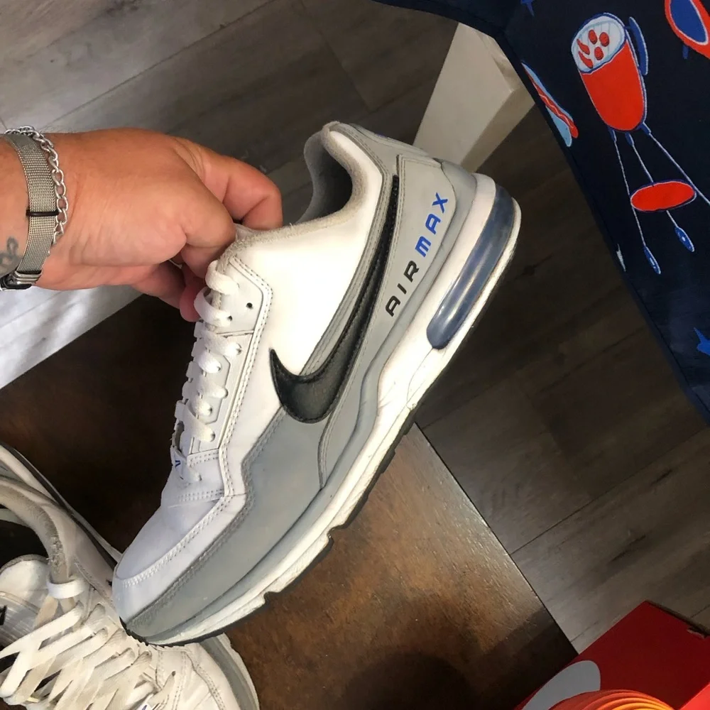 Men’s Sneakers Bundle size 9.5